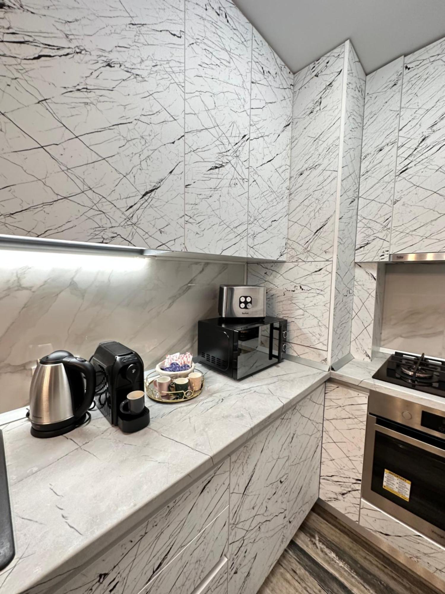 Coresi Mall Exclusive #Collection Apartments & Studios ブラショフ エクステリア 写真