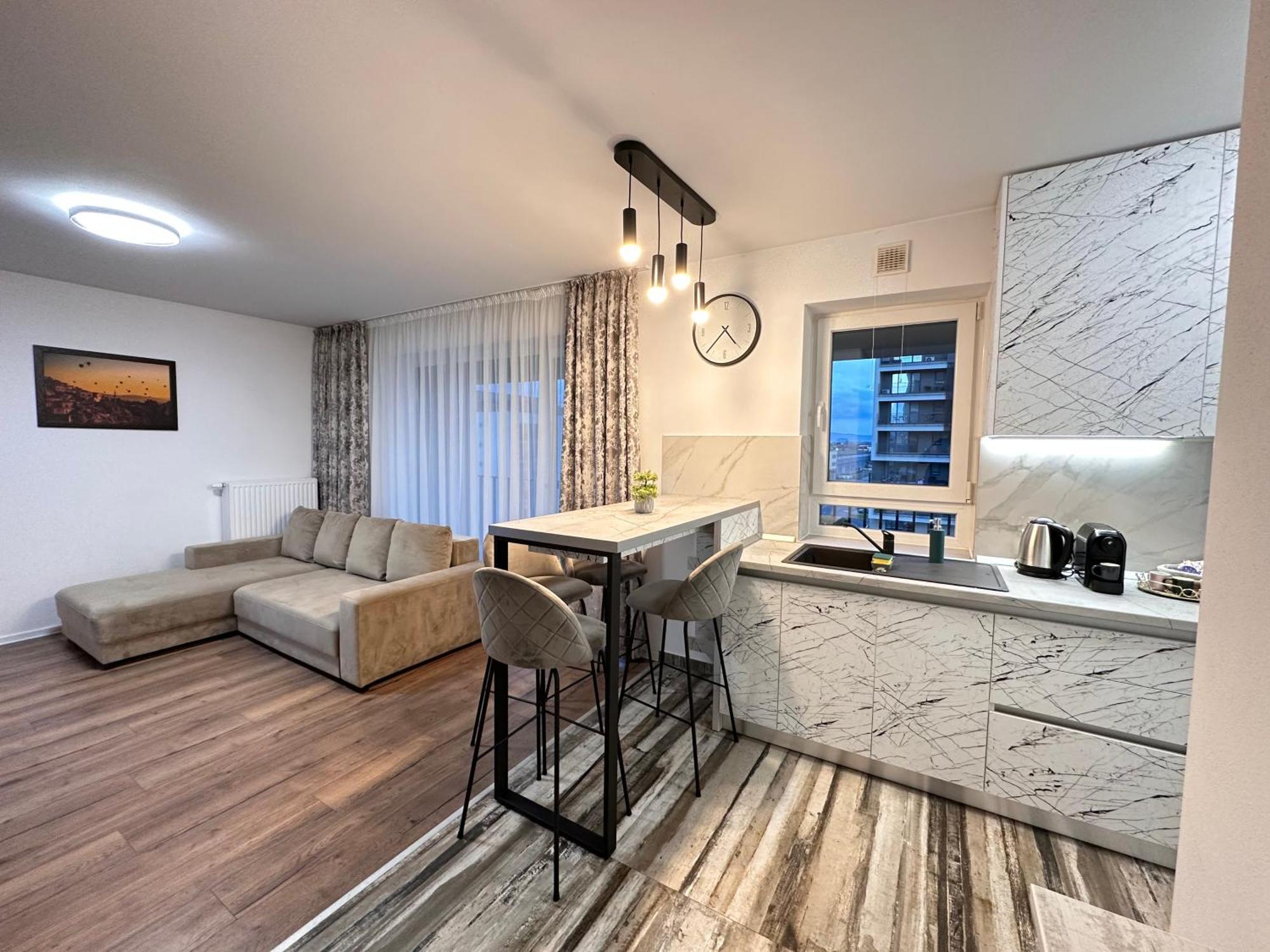 Coresi Mall Exclusive #Collection Apartments & Studios ブラショフ エクステリア 写真