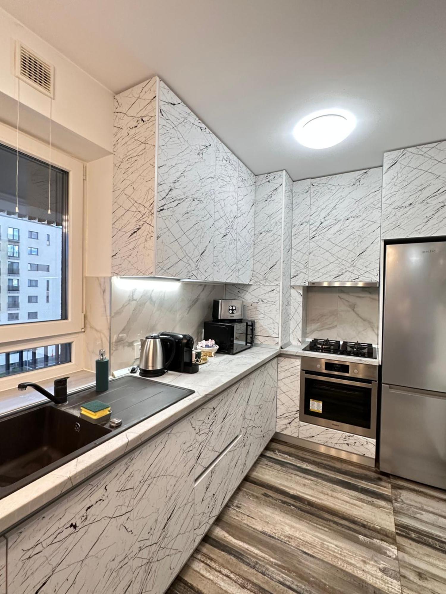 Coresi Mall Exclusive #Collection Apartments & Studios ブラショフ エクステリア 写真