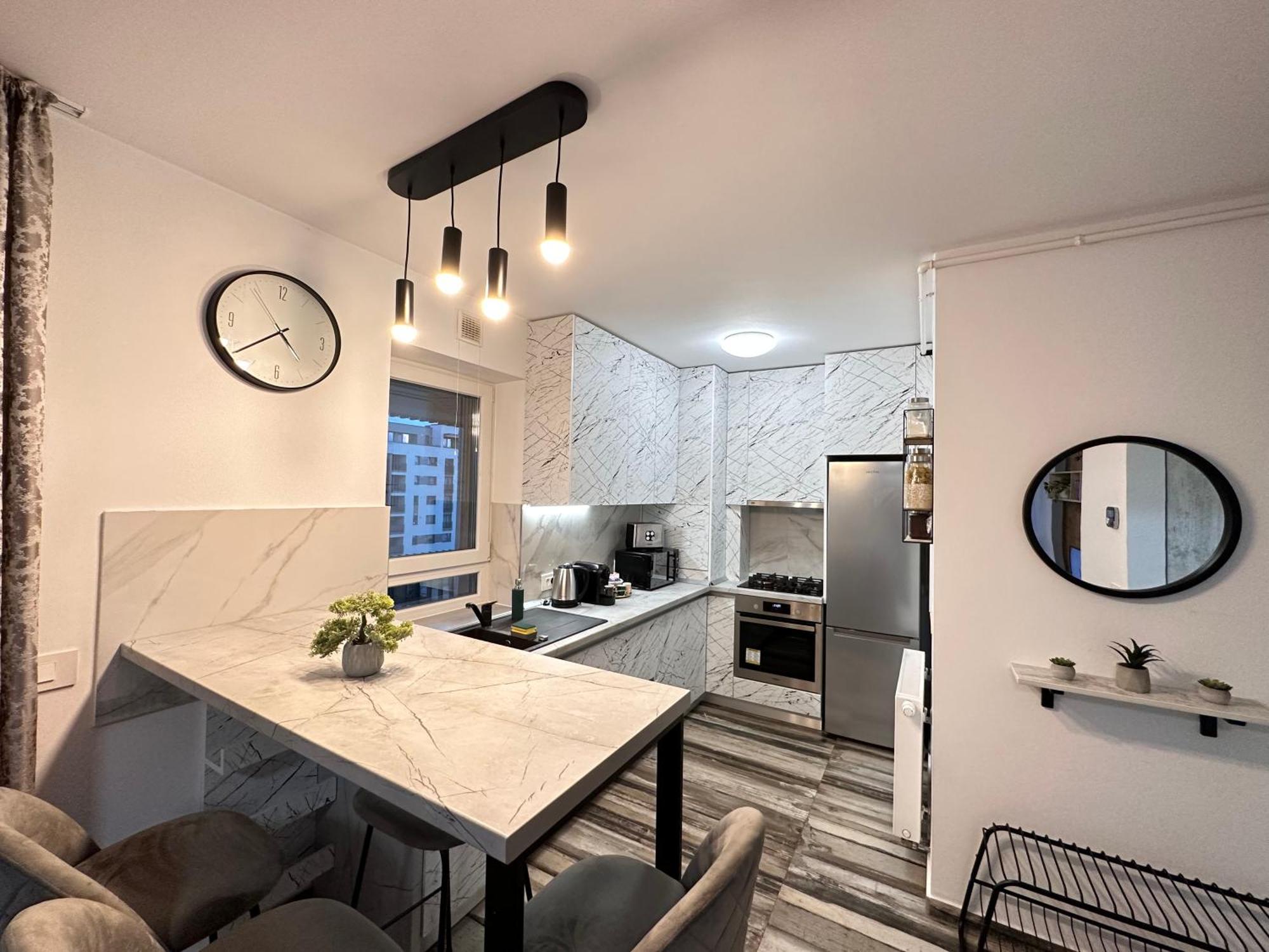 Coresi Mall Exclusive #Collection Apartments & Studios ブラショフ エクステリア 写真